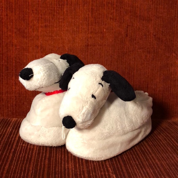 snoopy slippers